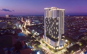 Oakwood Hotel & Residence Surabaya